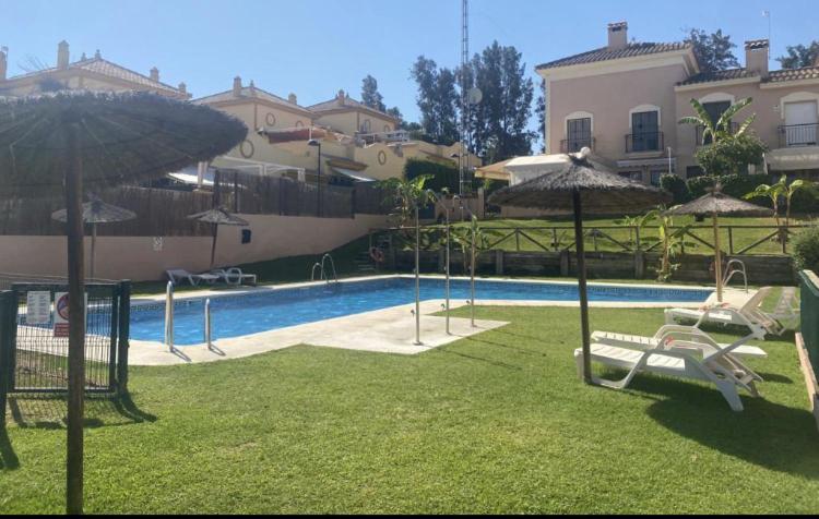 Villa Dulce Algarve Golf And Beach Islantilla Exterior photo